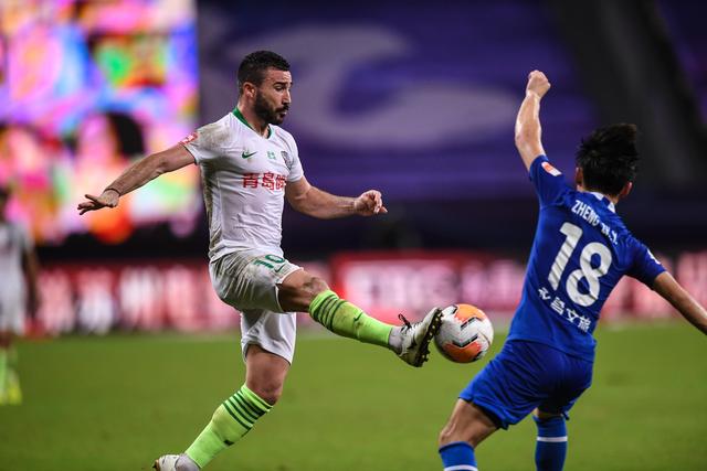 莱万加入欧冠百球俱乐部 进球效率比梅西C罗更高